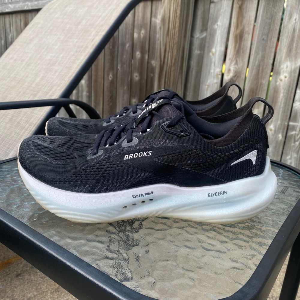 Brooks Glycerin 22 Womens Running Shoes Black White Pink 1204341B024 Size 9.5